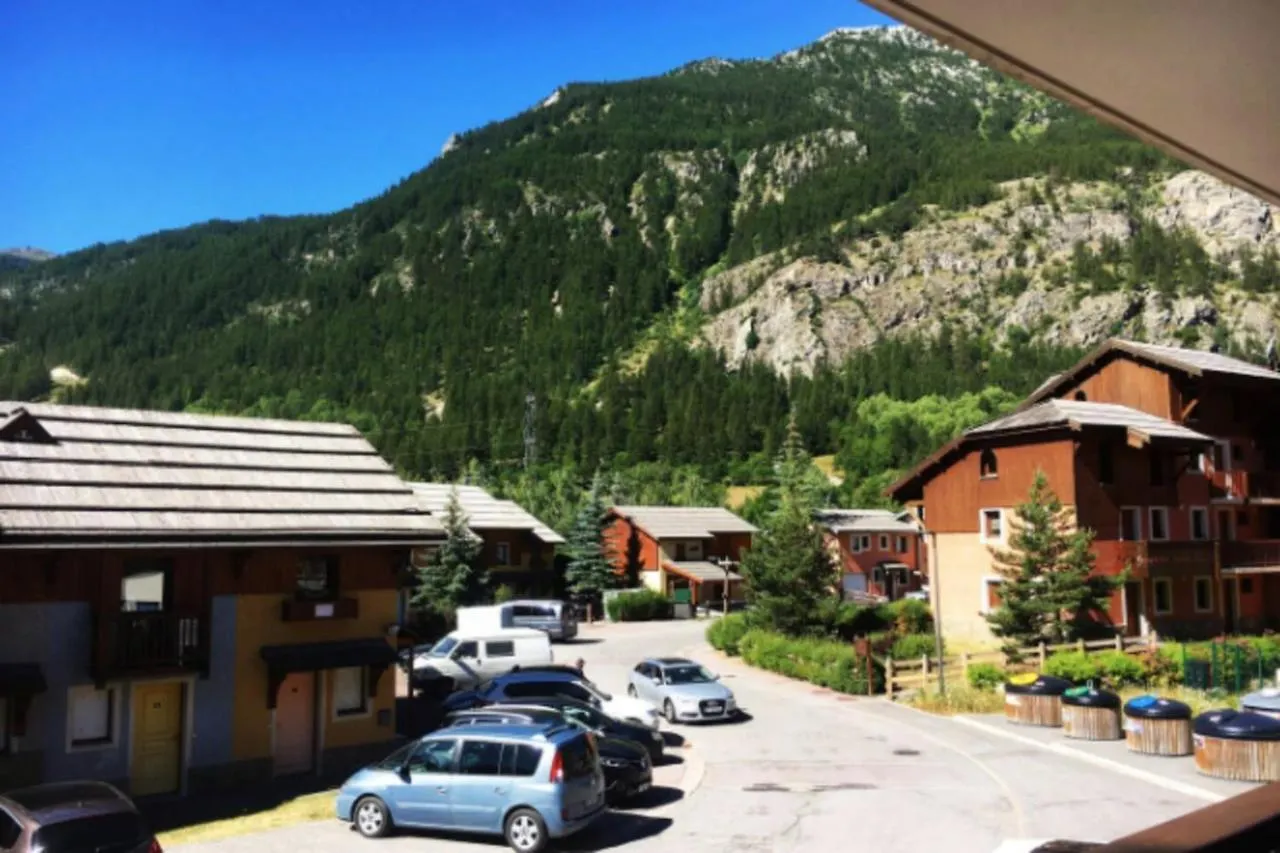 Family Flat Cosy 35M Terrace 10M For 6 Pers Apartment La Salle-les-Alpes